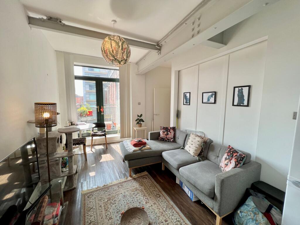 Living Room &amp; Kitchen