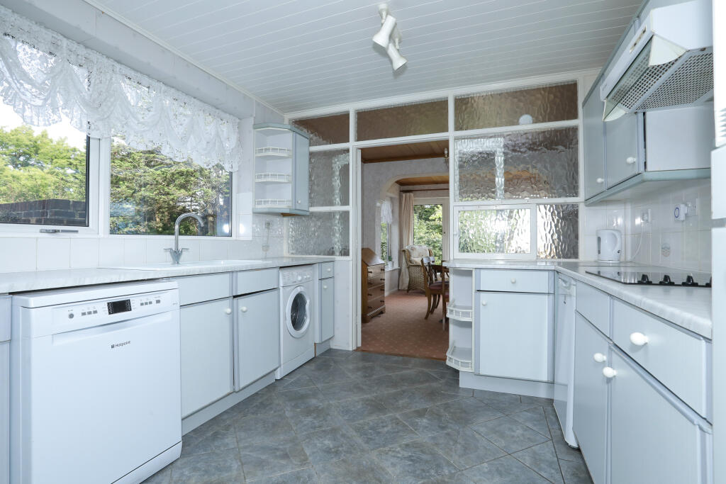 general 21 Seven Sto