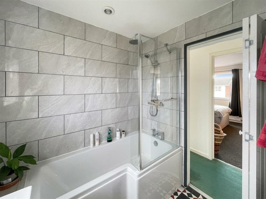 bath b.JPG