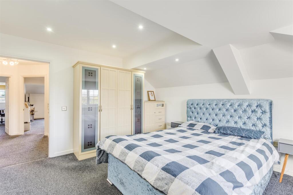 Beaumont House 32-17.jpg