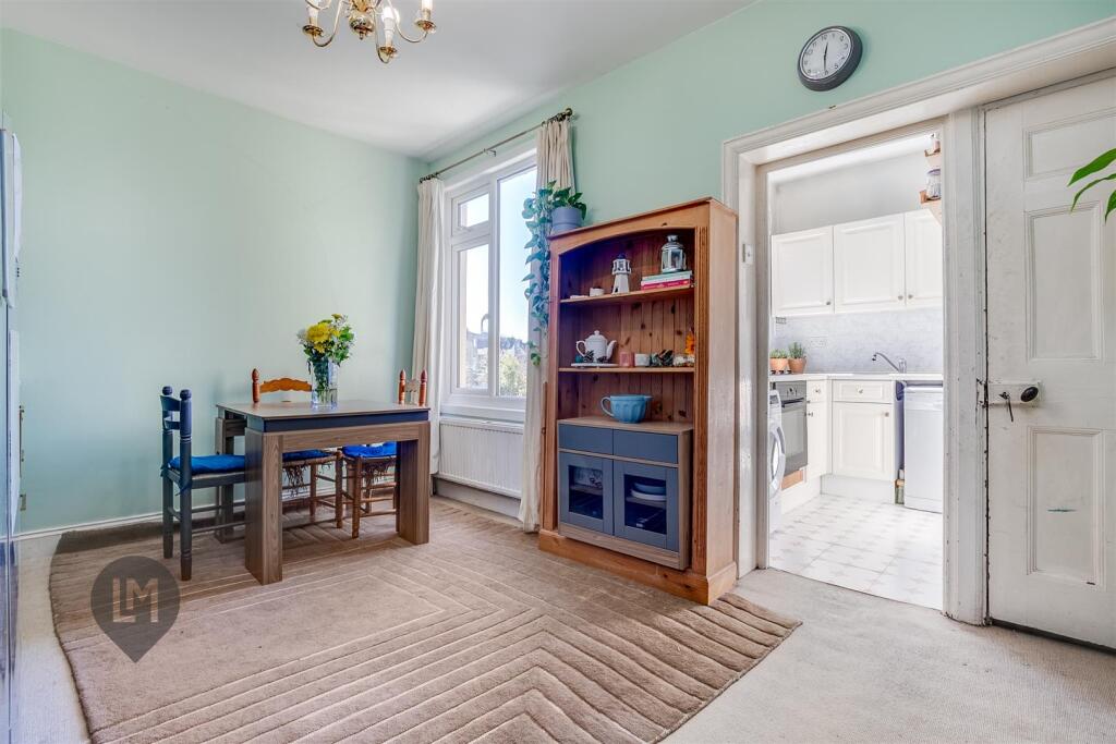 Dining/Kitchen