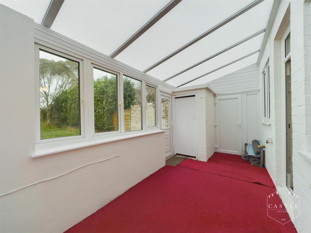 SUN ROOM