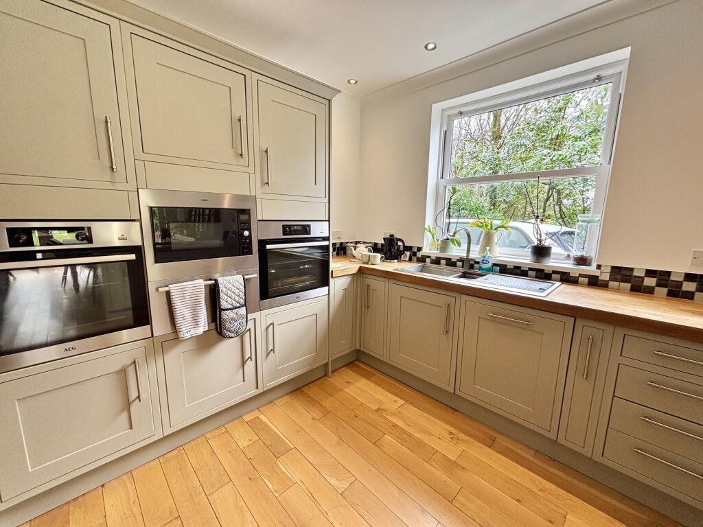 Kitchen/Open Plan Living Room