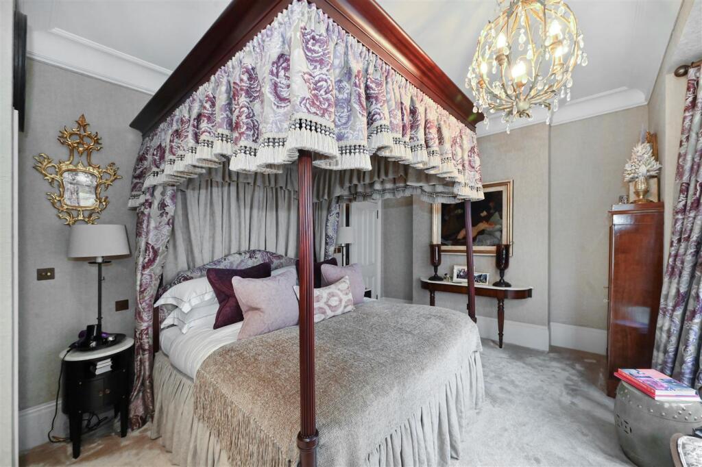 3-13-Sloane-Court-West (6).JPG