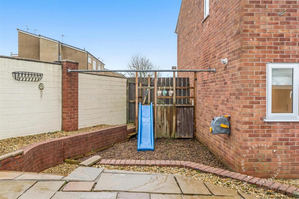 Bryn Pinwydden, Hern Crabtree (3).jpeg