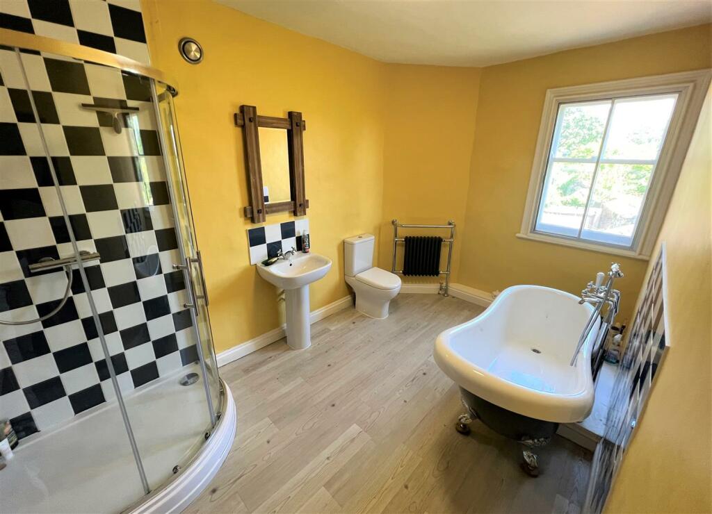 First Floor Bathroom A.JPG