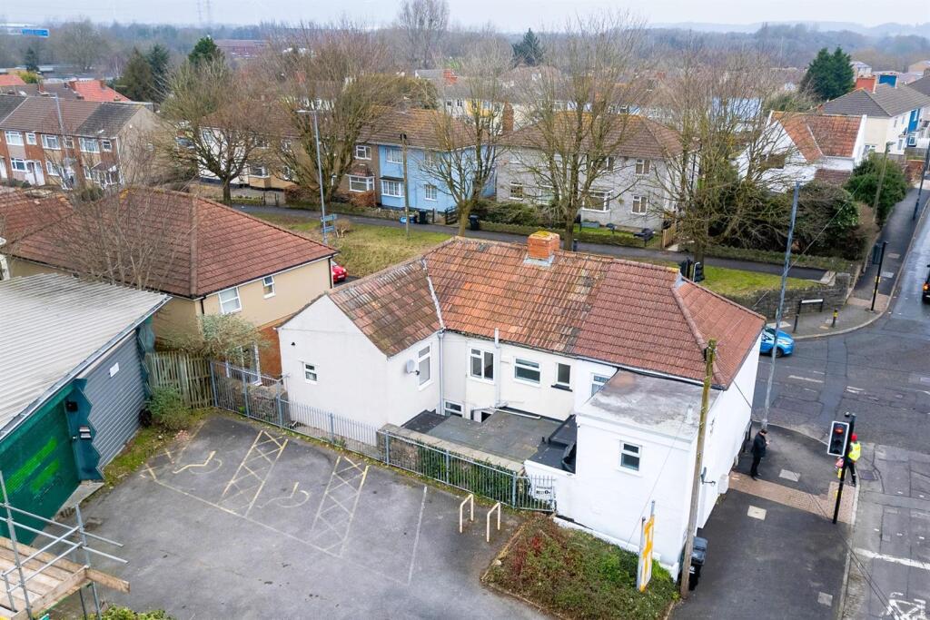 55 Lower High Street, Shirehampton, Bristol BS11 0
