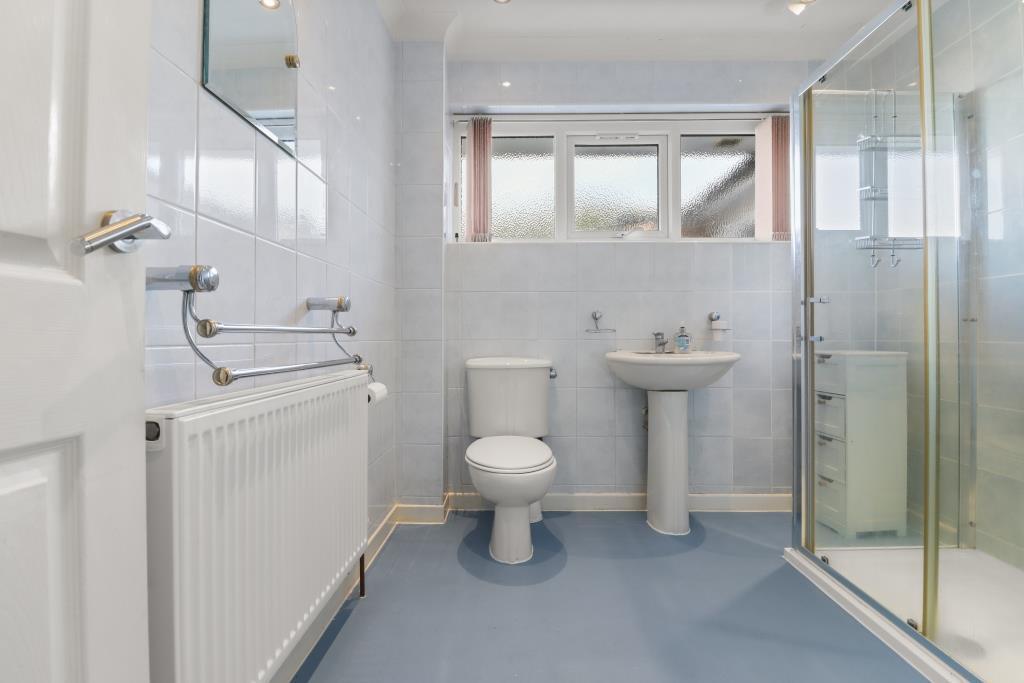 Shower Room Photo 2.jpg