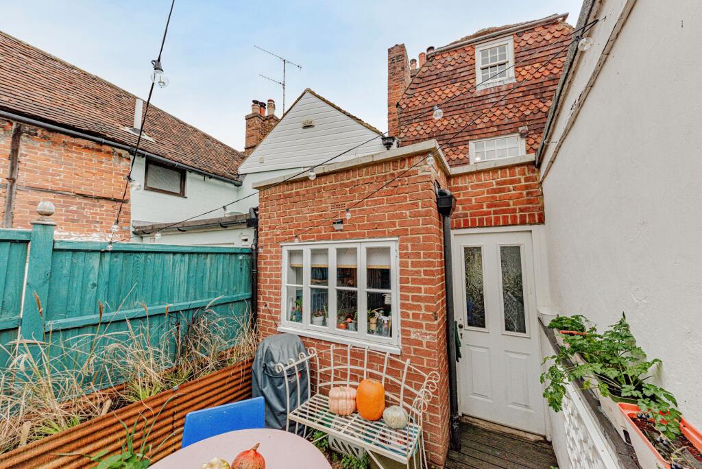 Courtyard Garden (2)