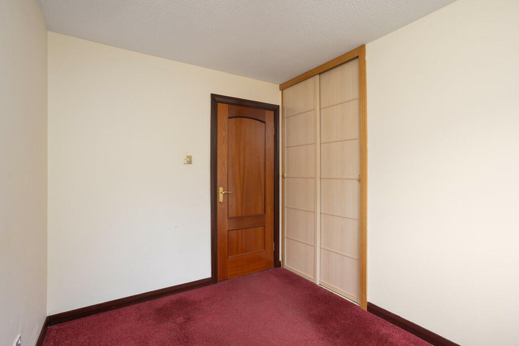 6 Whiteside Cotta...