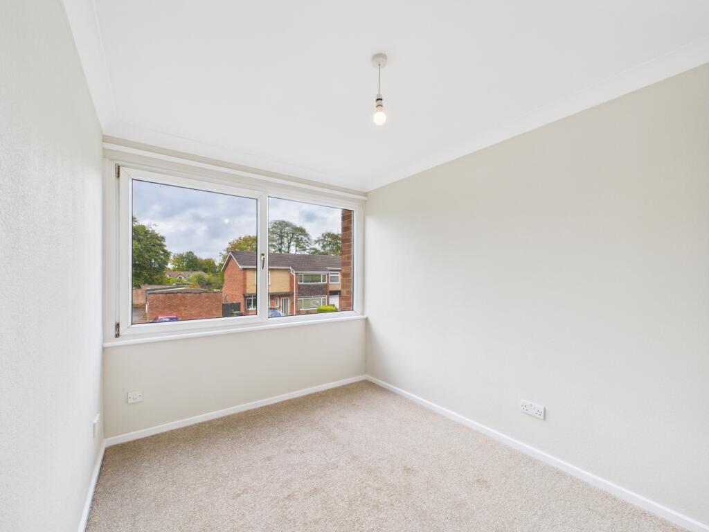 CAM02023G0-PR0176-STILL016