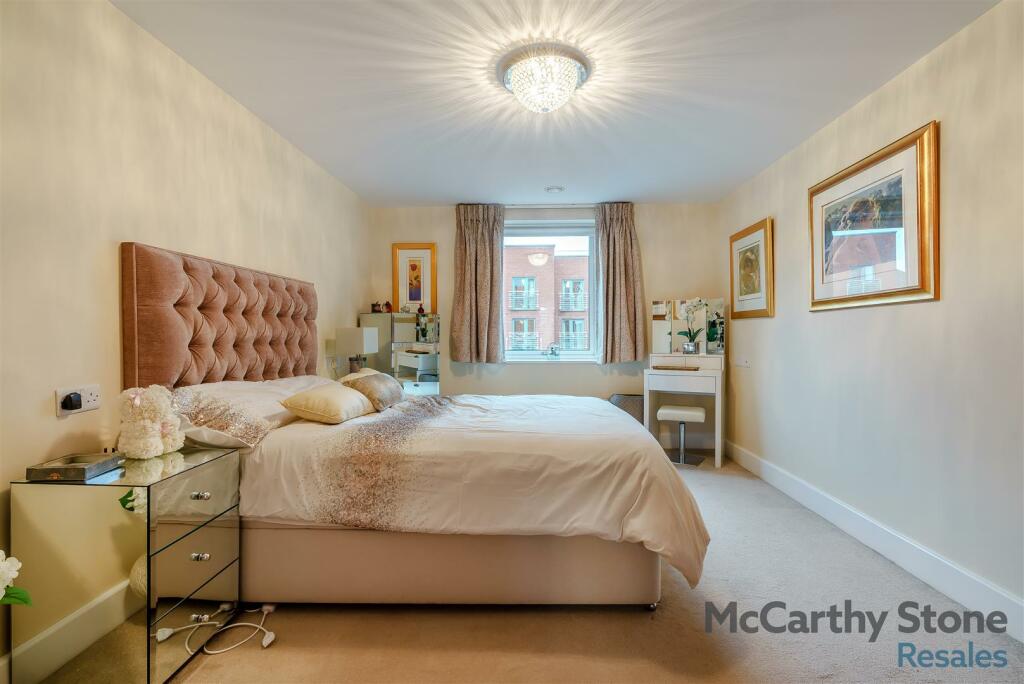 8630798-interior07.jpg