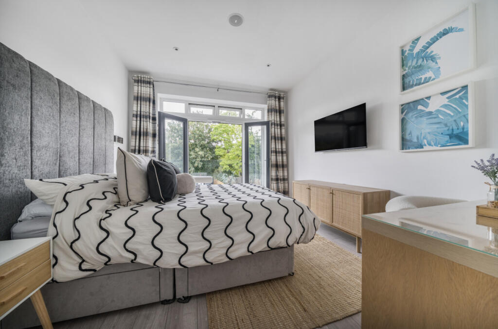 1330344-12-6884ed...