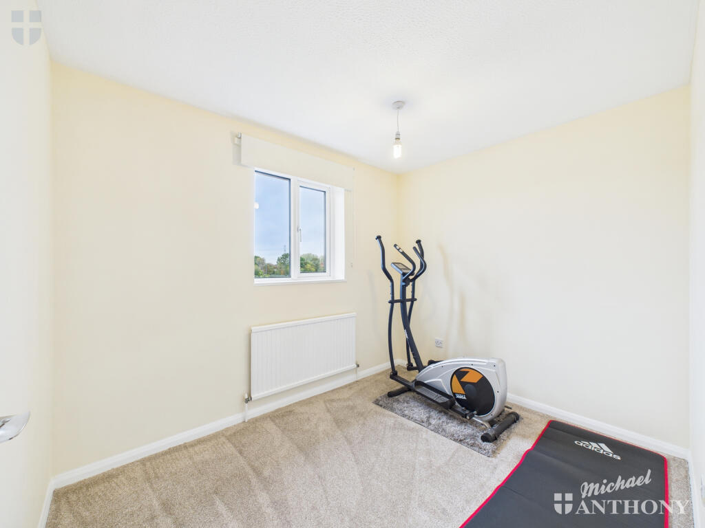 CAM03218G0-PR0777-STILL008