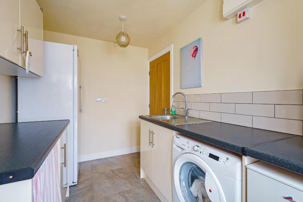 93887_Lynwade Church Lane Appleton (10).jpg