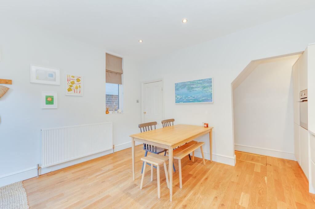 KITCHEN, DINER AND LIVING ROOM