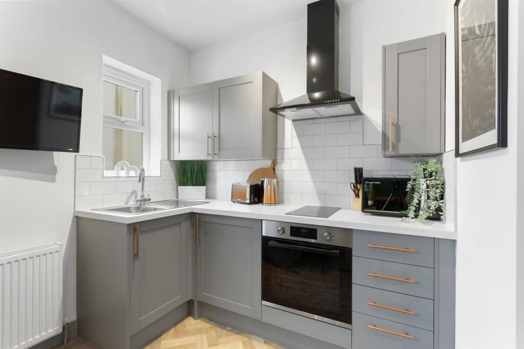 PHOTO-2022-06-29-21-08-25 2.jpg