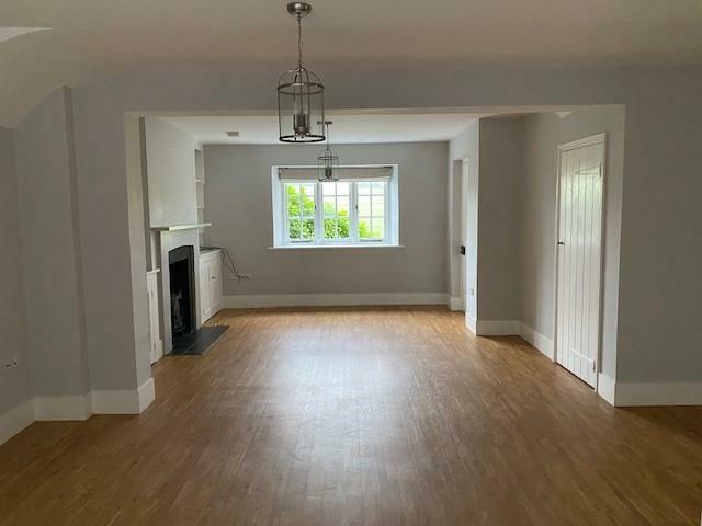 sitting and dining room 2.jpg