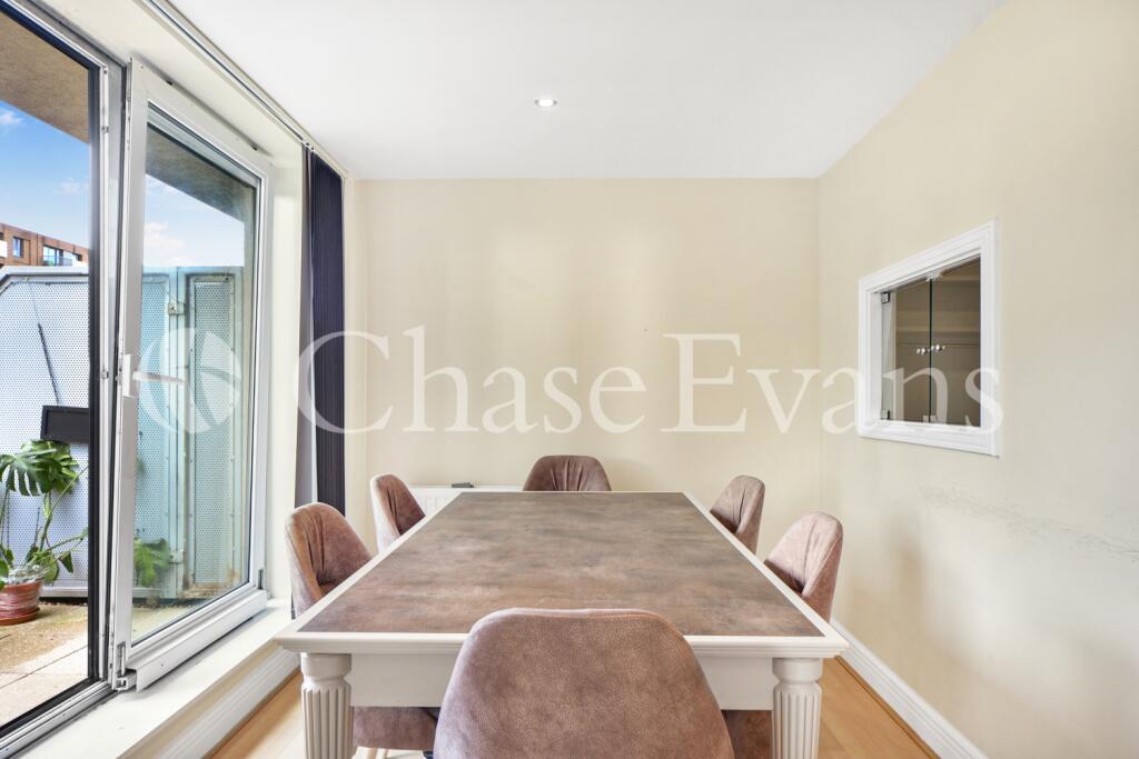 Dining Area - Tradew