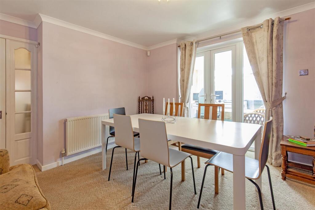 Dining Room-2.jpg