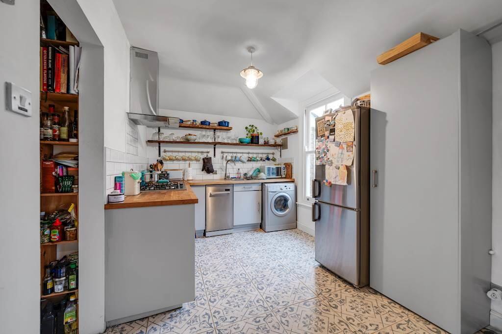 03-d62e81983 - HG...