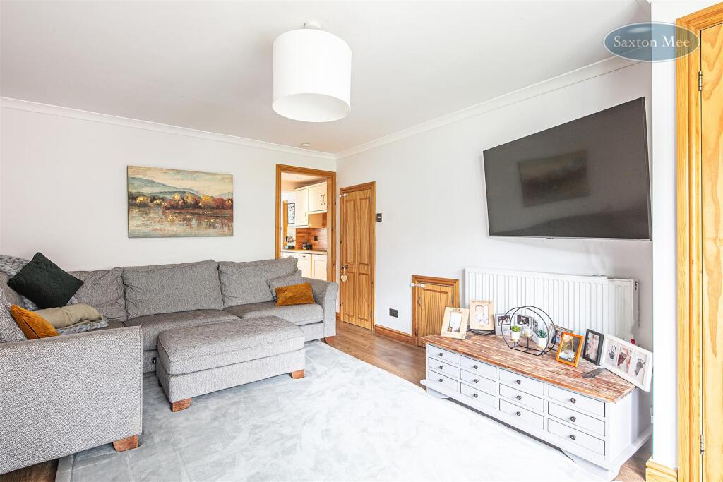 EDITED PIC LIVING ROOM.jpg