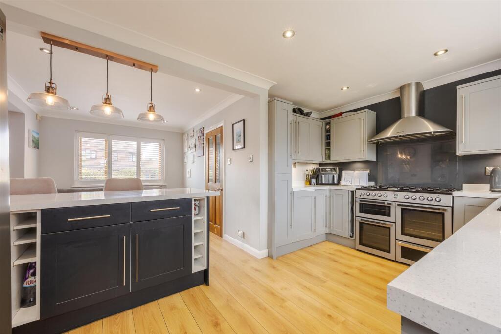 Kitchen diner