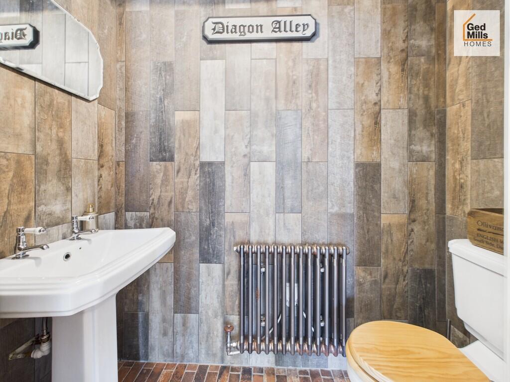 CAM04261G0-PR0056...