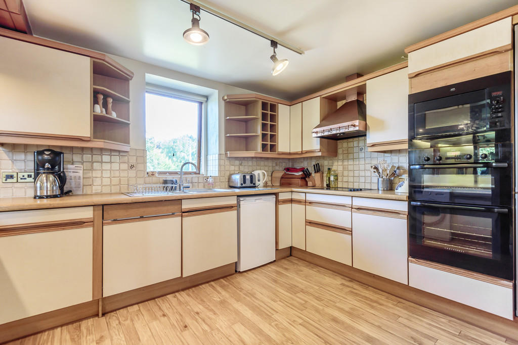 Fitted Kitchen