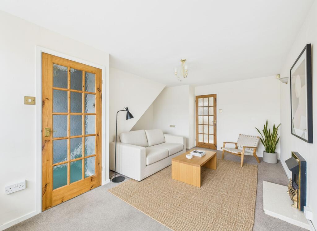 Lounge (Virtually Furnished)