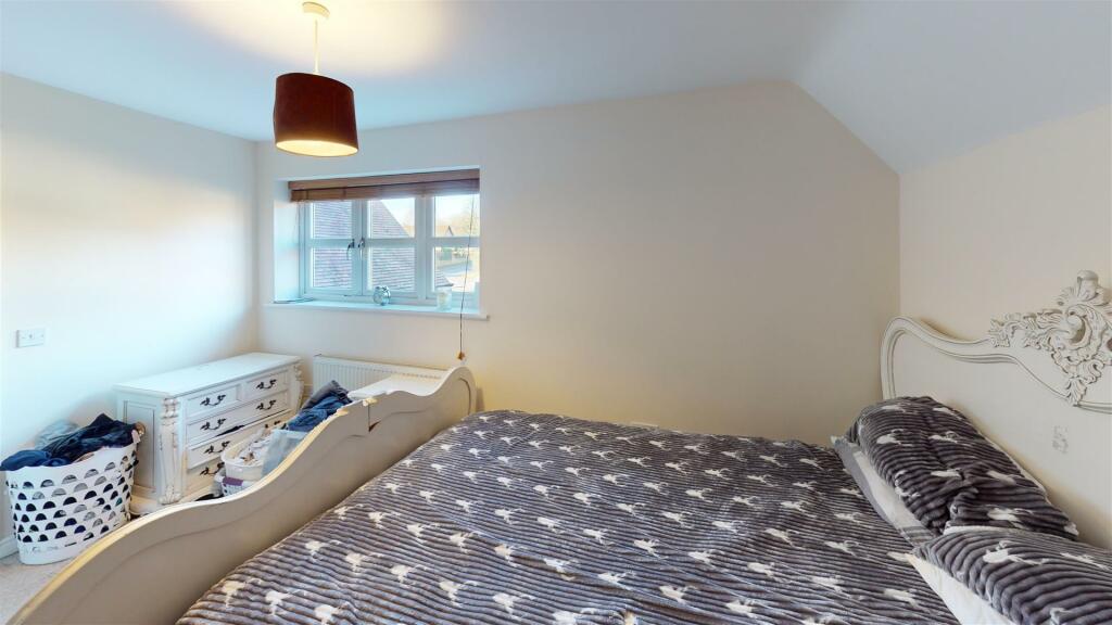 1-Badby-Road-West-Daventry--Bedroom 4.jpg