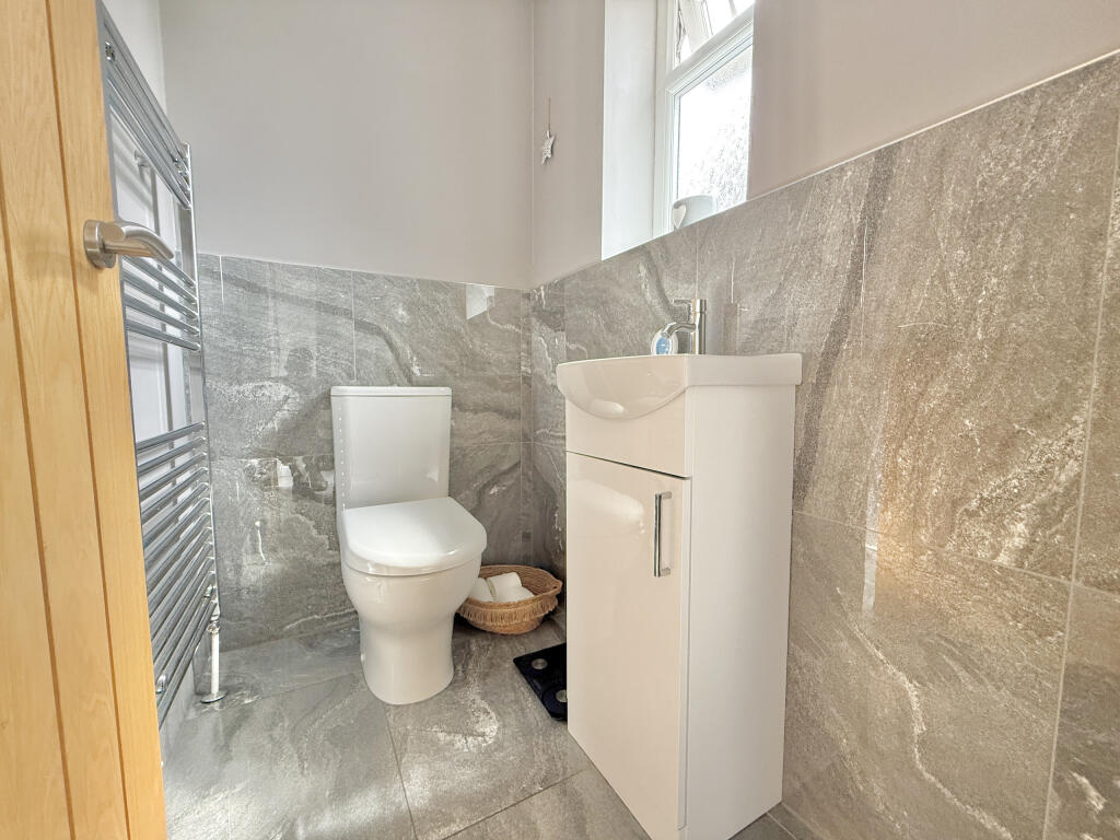 20250806_124627579_iOS