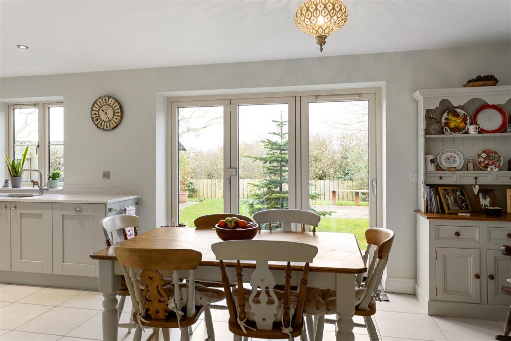 11_Farefield_Close_54.jpg