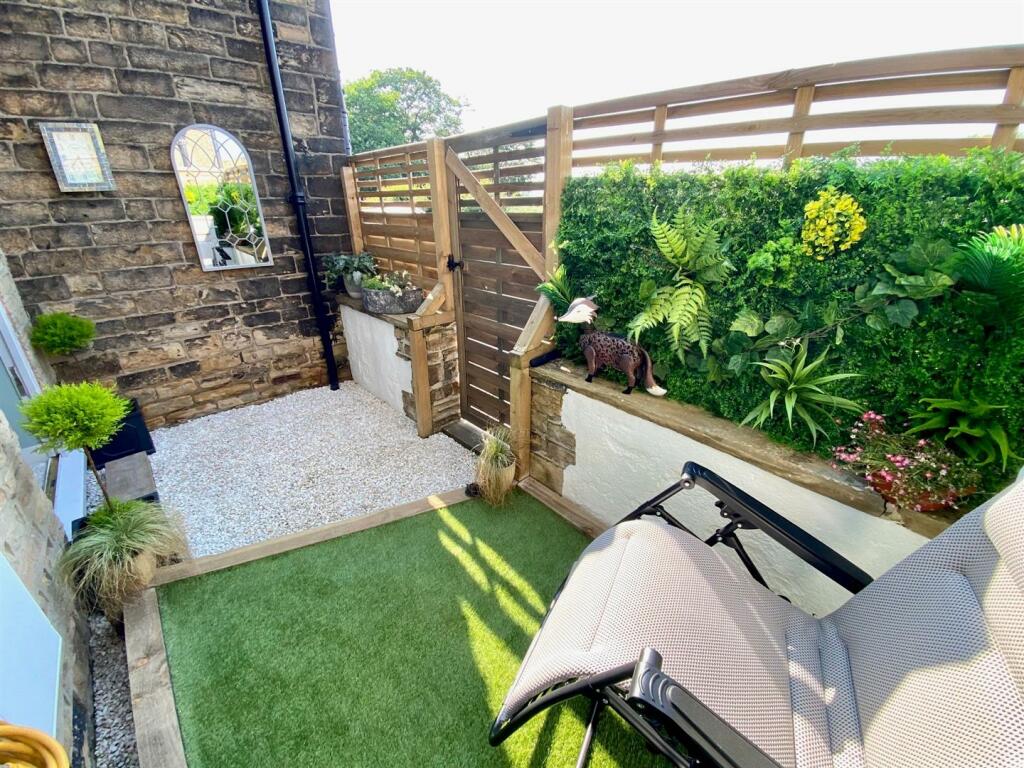 kitson hill road 179 garden 2.jpg