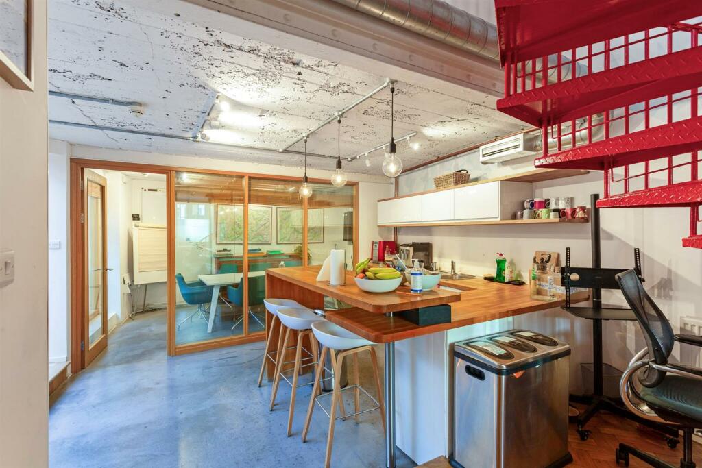 82677_45-Holmead-Road (10)_low.jpg