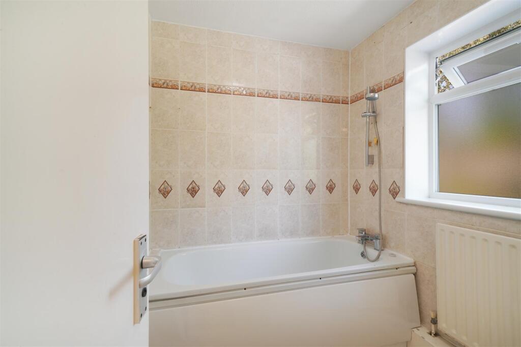 26 Tyrell Close - x2JvXy7QN5RbpMg6YlxF.jpg