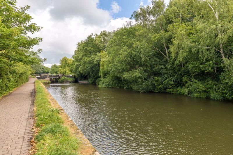 Canal side setting