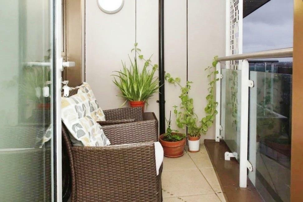 Balcony.jpg