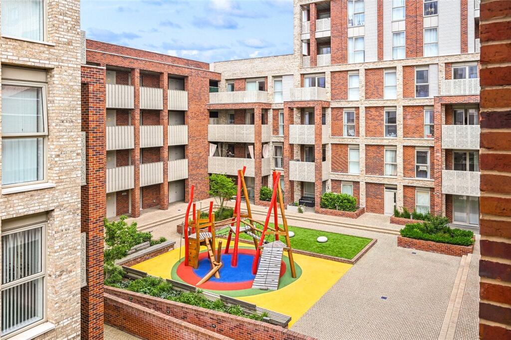 Crane Court