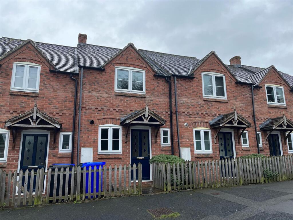 37 Brough Road Front.jpg