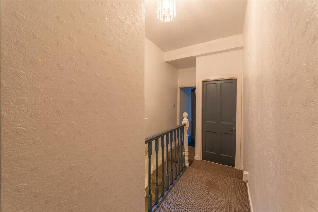 53 Sunnybank Rd-6.jpg