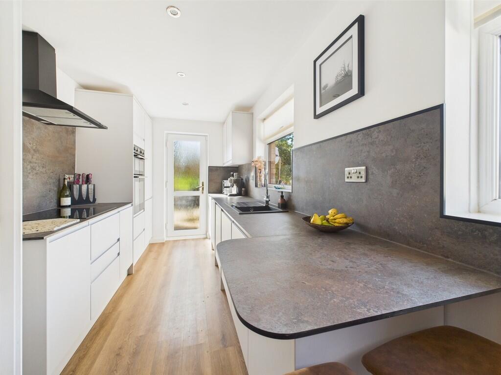 CAM02089G0-PR0474...