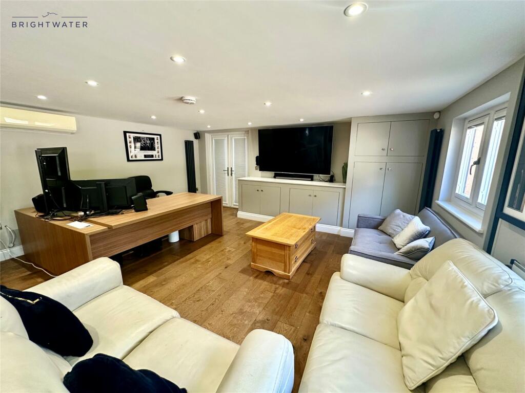 TO Sitting/Office