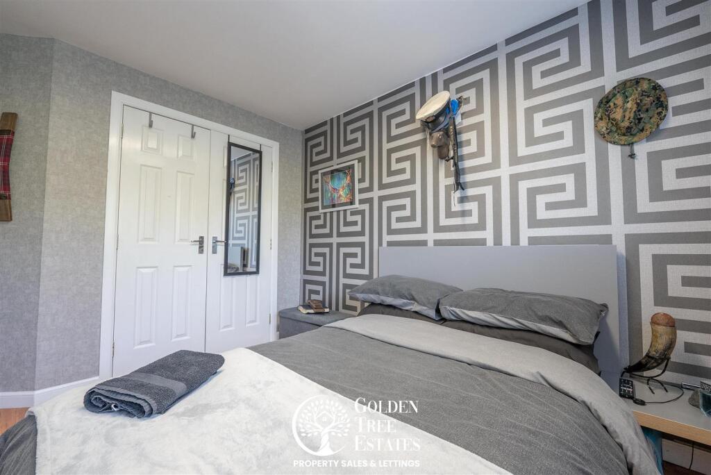 Images Above-09715.jpg