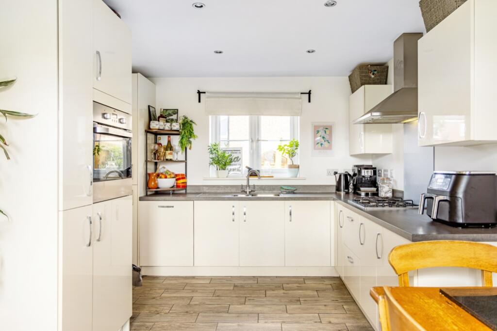 78 Tyne Close (Spalding)-16