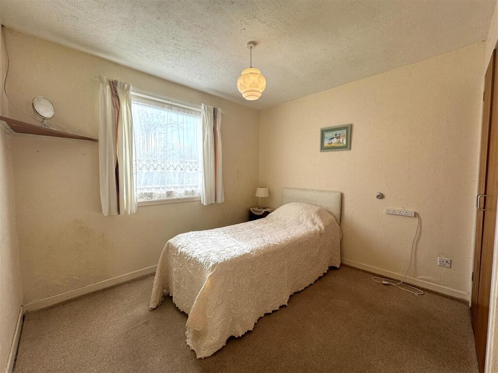 BEDROOM 3.JPG