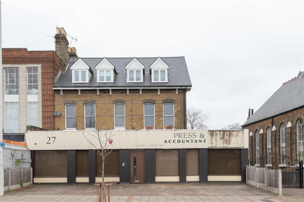 Cambridge Park E11