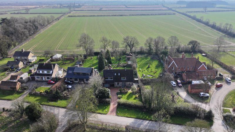 Overhead property/surrounding area