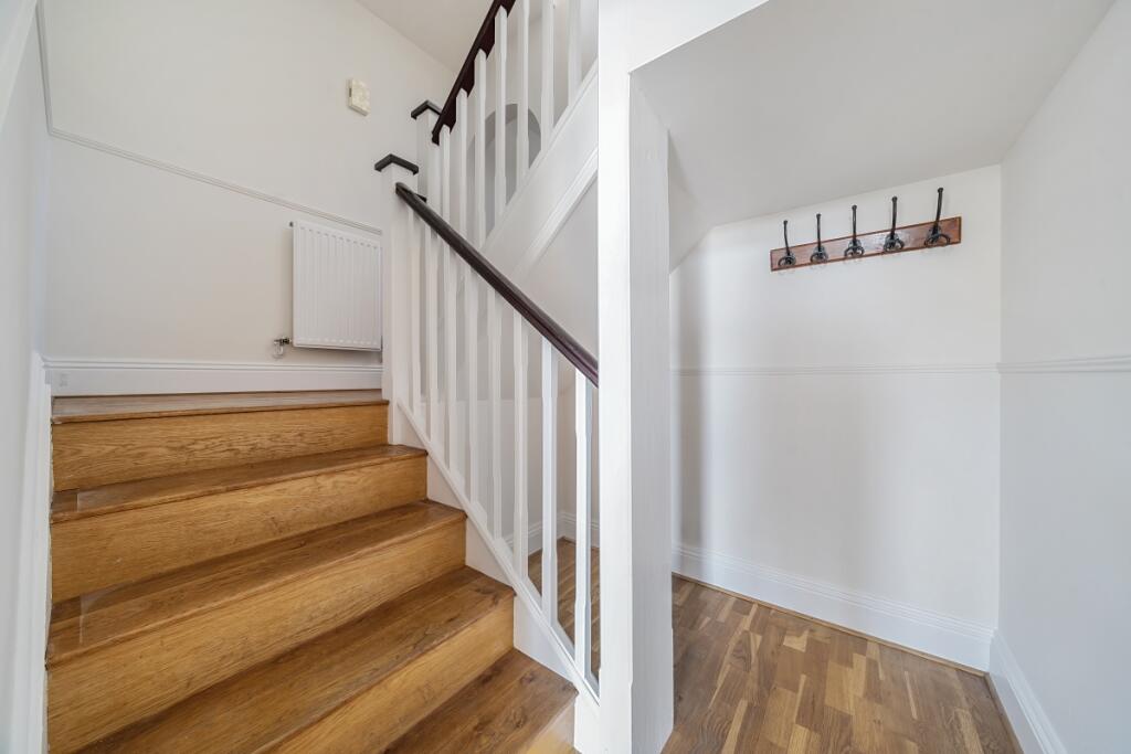 1320568-4-686d3a7...