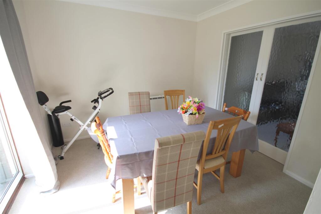 DW Dining Room.JPG